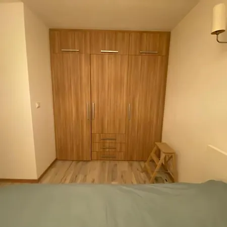 Spacious Apartment, Metro Gdansk, Zoliborz * Varsó