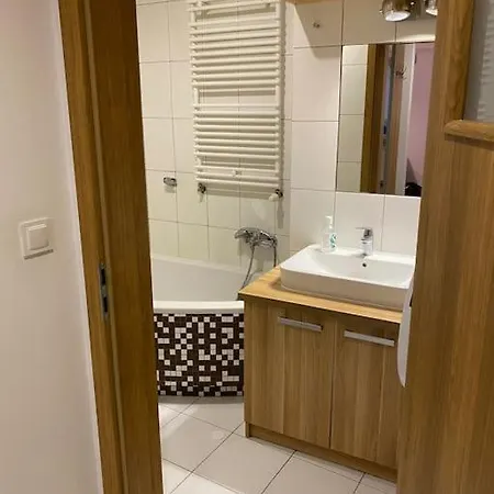 Spacious Apartment, Metro Gdansk, Zoliborz Apartment Warsaw