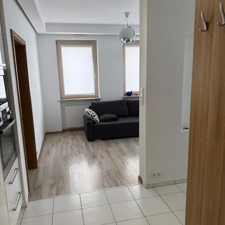 Spacious Apartment, Metro Gdansk, Zoliborz * Varsó