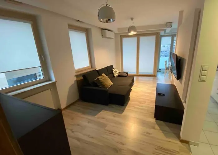 Spacious Apartment, Metro Gdansk, Zoliborz * Warszawa