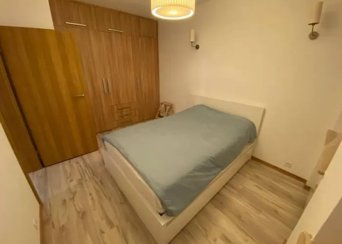Spacious Apartment, Metro Gdansk, Zoliborz Warszawa