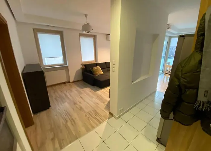 Lejlighed Spacious Apartment, Metro Gdansk, Zoliborz *