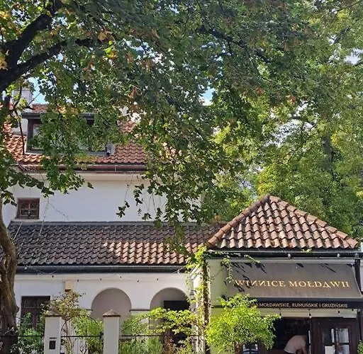 Spacious Apartment, Metro Gdansk, Zoliborz Lejlighed