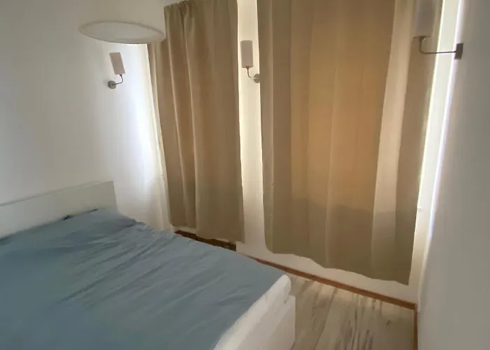 Spacious Apartment, Metro Gdansk, Zoliborz Warszawa